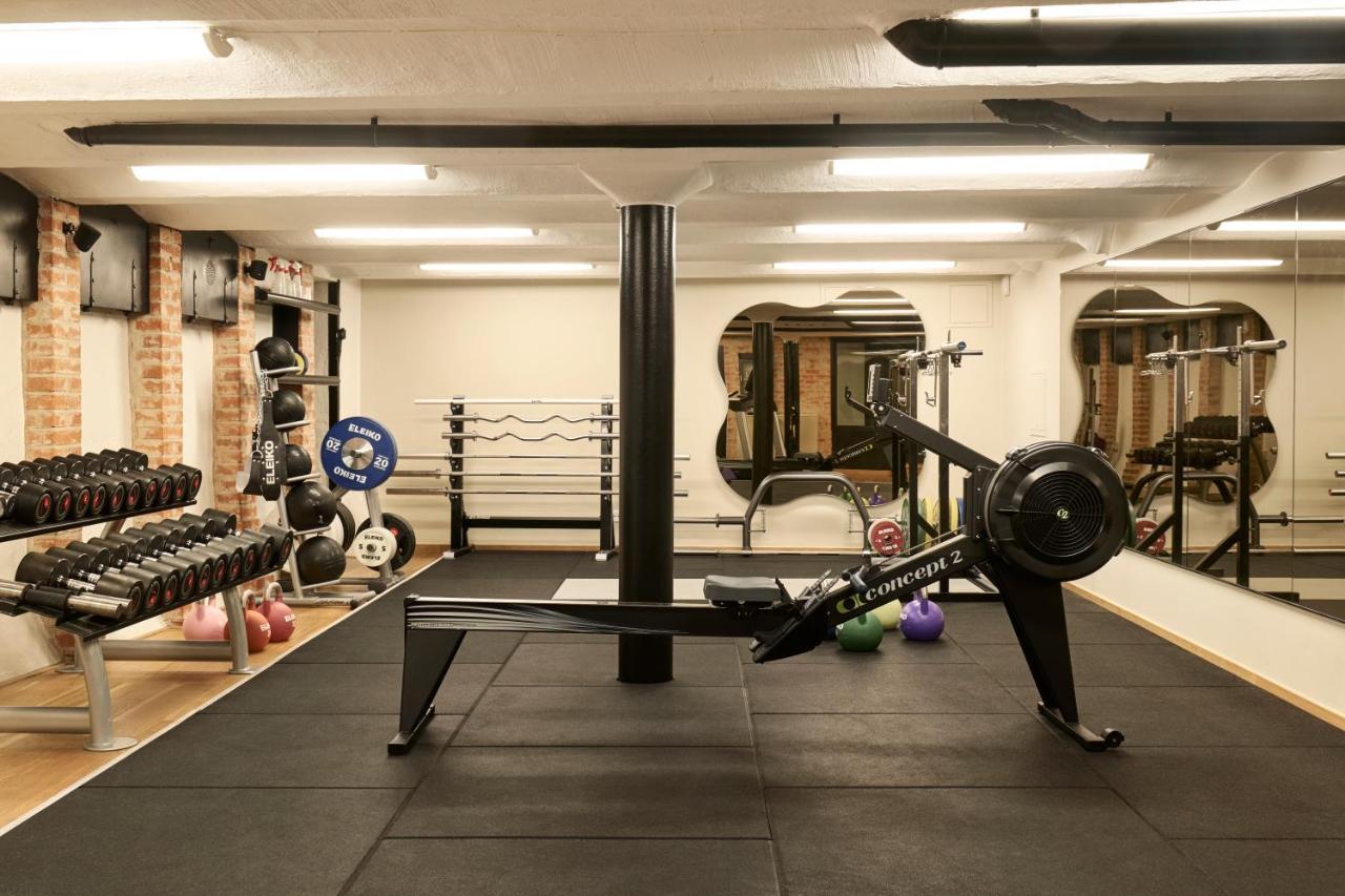Hotel Diplomat Stockholm Kültér fotó The gym at the Oxford Foundry