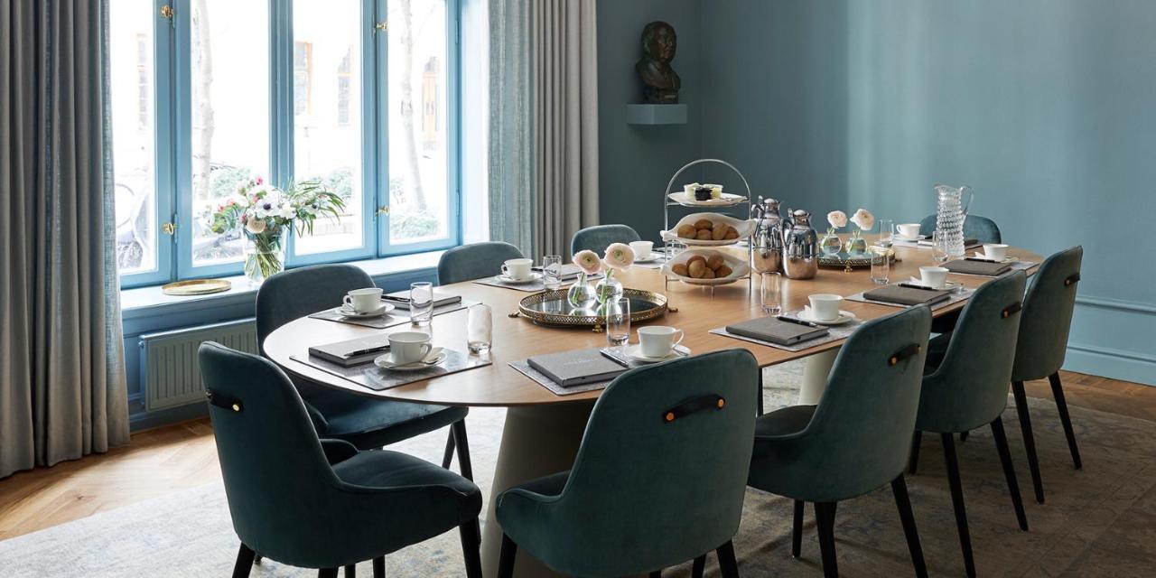 Hotel Diplomat Stockholm Kültér fotó A table set for afternoon tea